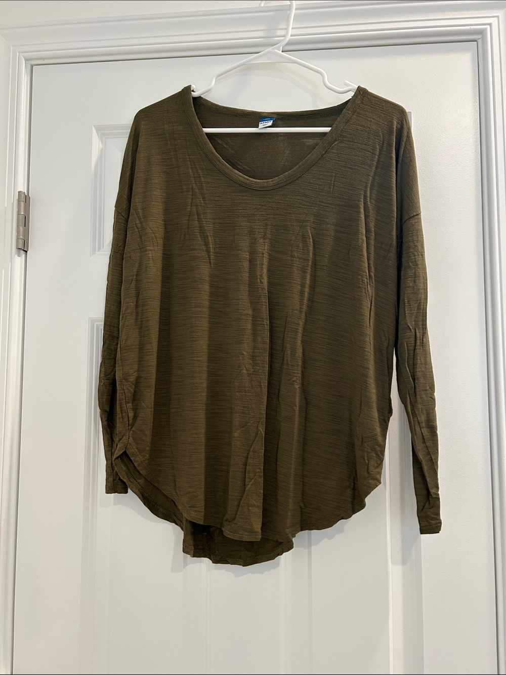Lightweight Olive Green Long-Sleeve Scoop Neck Top - Old Navy